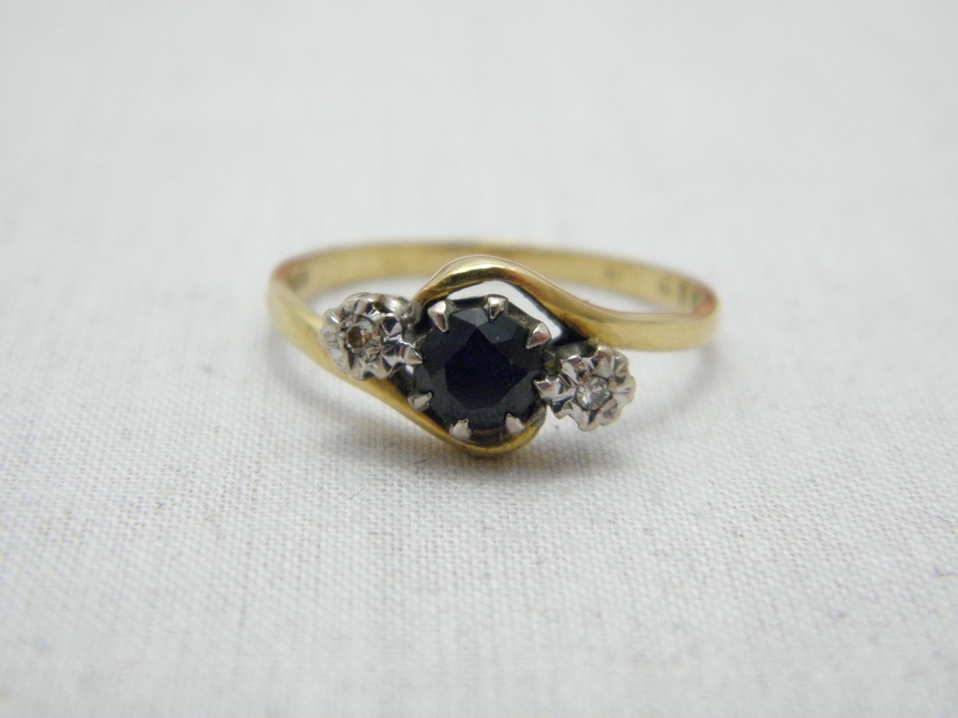 Art Deco Vintage 18ct Gold Diamond Sapphire Trilogy Bypass Engagement Ring Size T 9.75 For Sale