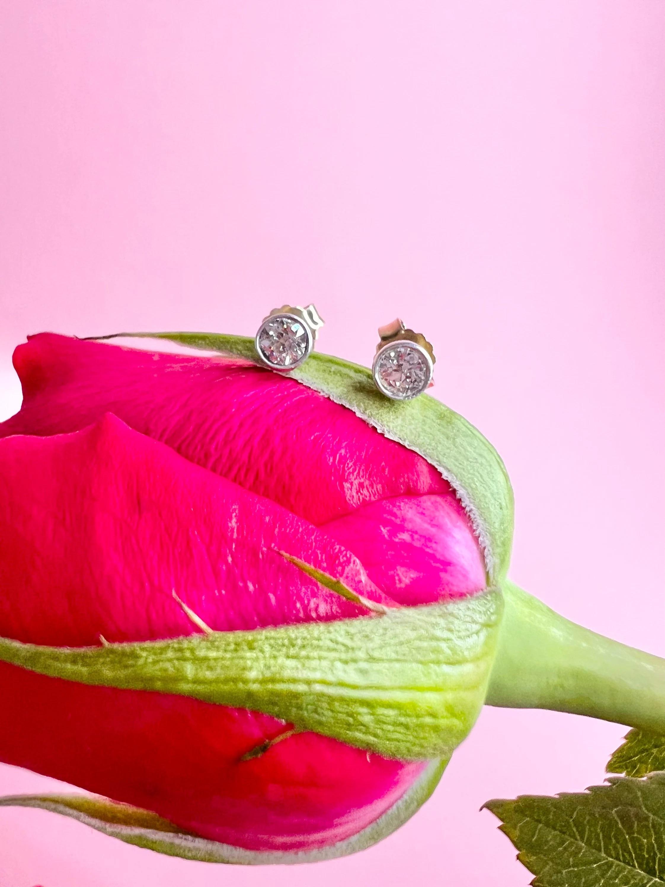 Old European Cut Vintage 18ct Gold Diamond Stud Earrings For Sale
