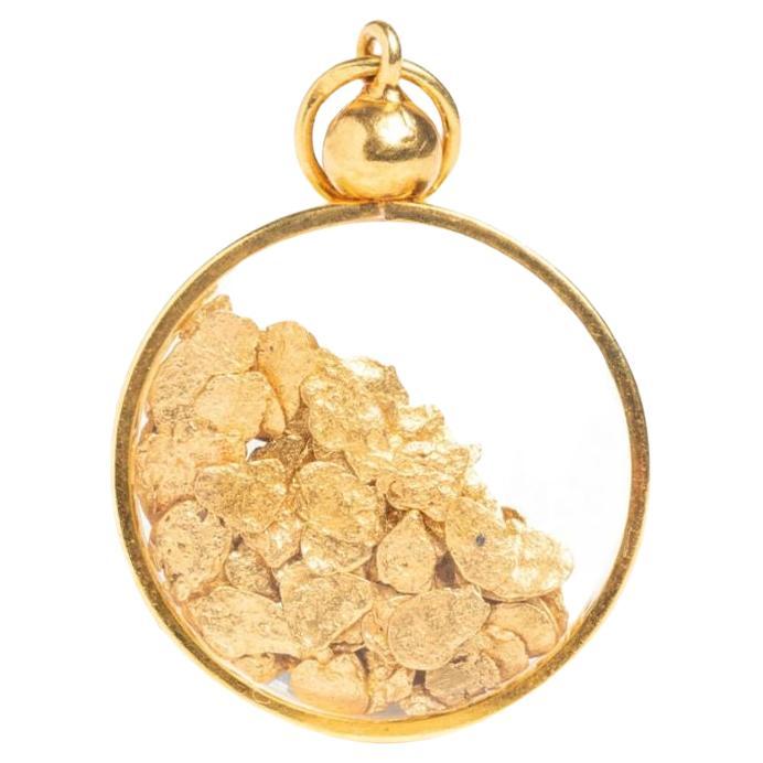 Vintage 18 Ct Gold Glass Pendant with Natural Gold Flakes For Sale