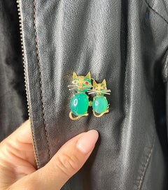 Vintage 18ct Gold Italien gestempelt, 1960er Cabochon Chalzedon & Rubin Katze Brosche