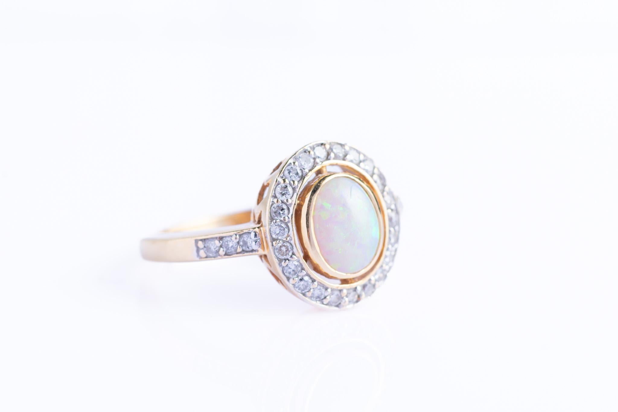 Women's Vintage 18ct Gold Opal and Diamond Cluster Ring For Sale