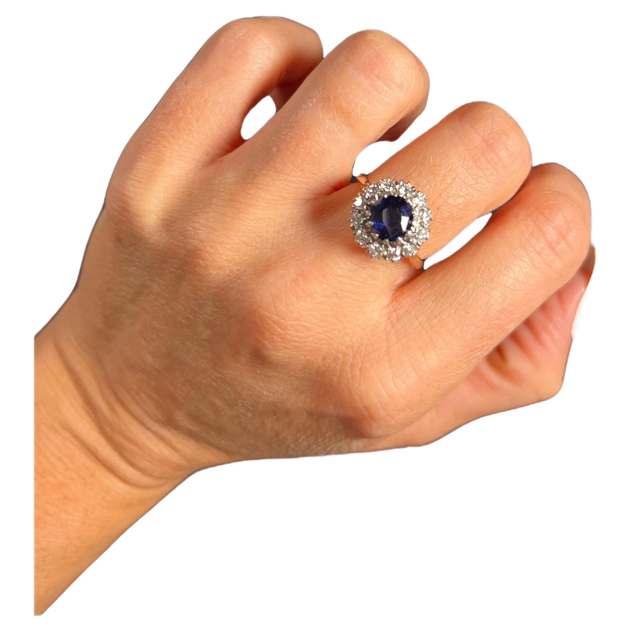 Vintage 18ct Gold & Platinum 1960’s Sapphire Diamond Round Cluster Ring For Sale