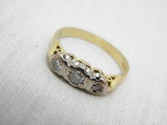 Vintage 18ct Gold Platinum Diamond Trilogy Engagement Ring 750