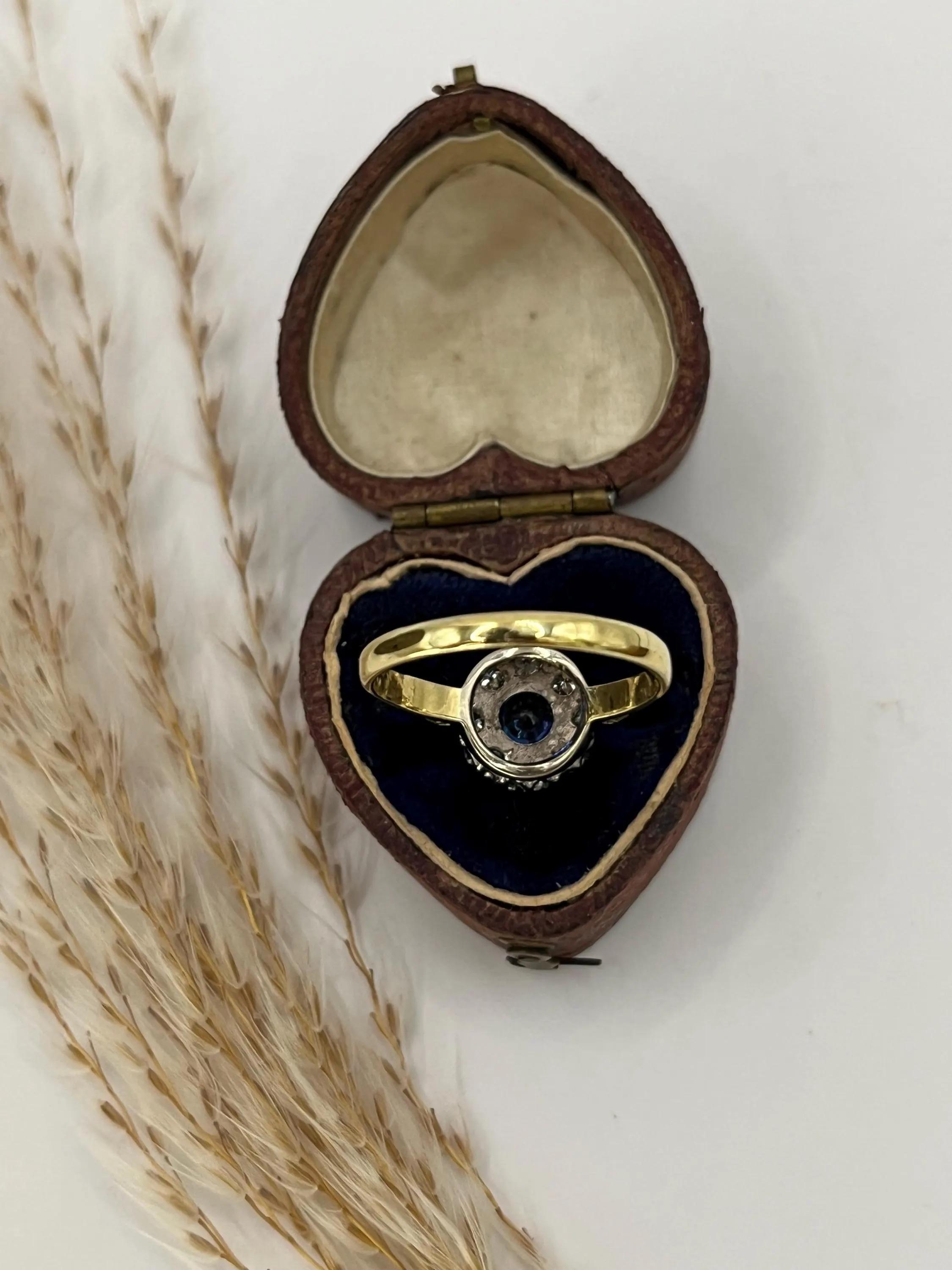 Vintage 18ct Gold, Saphir & Diamant-Cluster-Ring, gestempelt London 1976 im Angebot 6