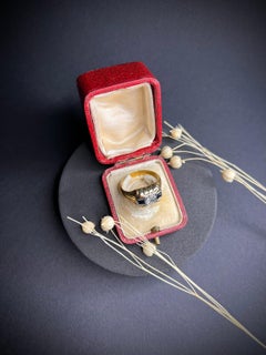 Vintage 18ct Gold Sapphire & Diamond Cocktail Ring