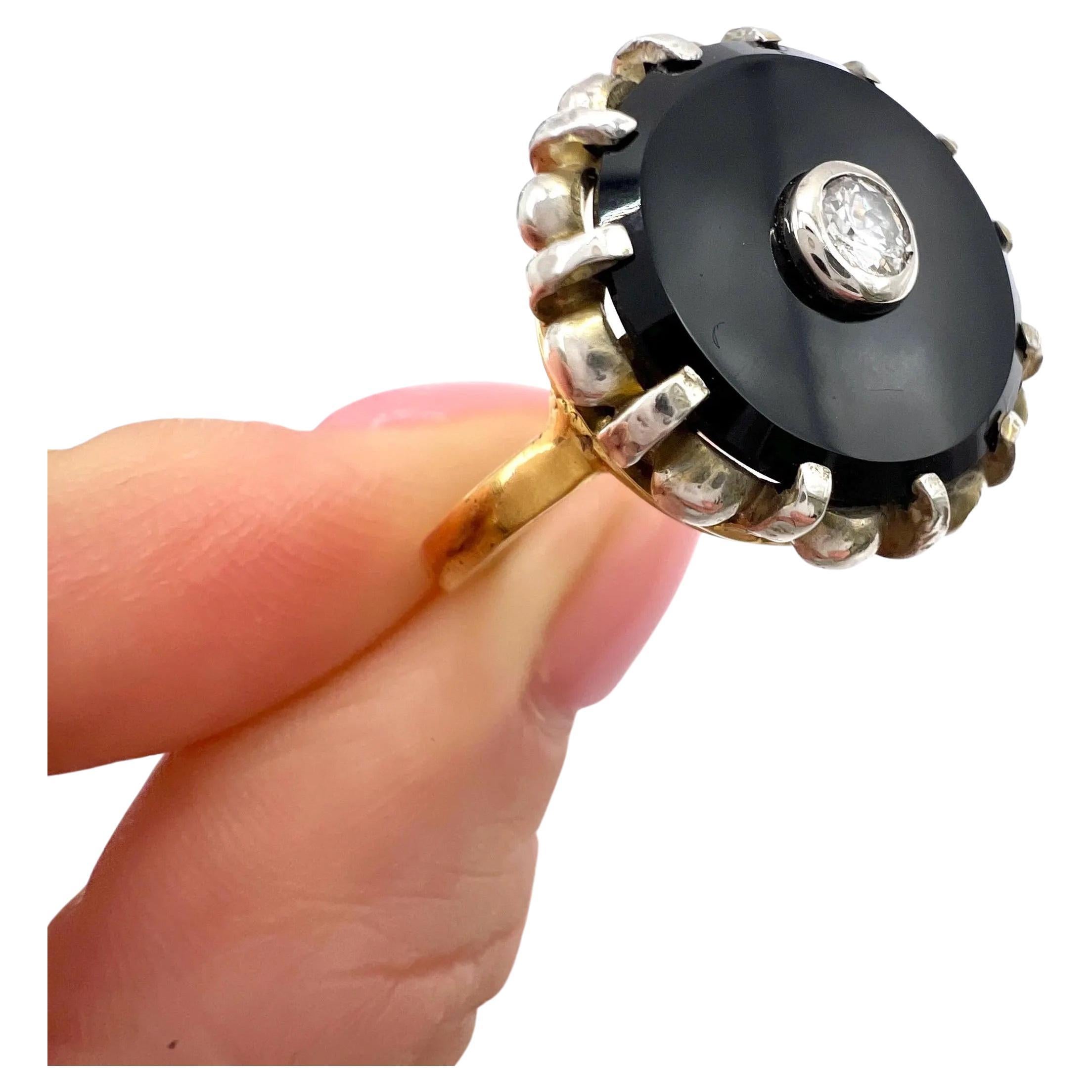 Vintage 18ct Gold Stamped, 1940s Onyx 
Diamond Dress Ring For Sale