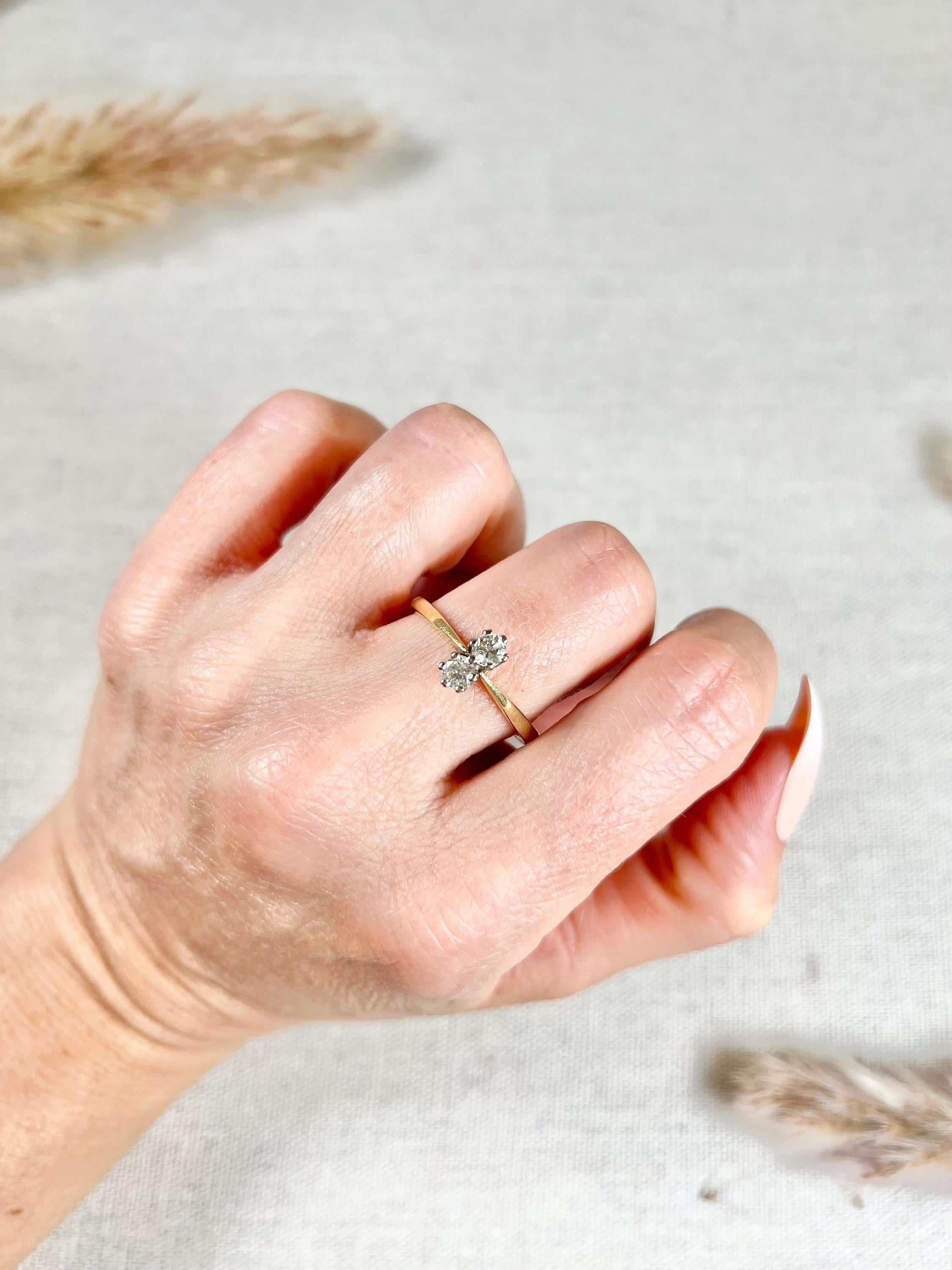 Brilliant Cut Vintage 18ct Gold Stamped Birmingham Hallmarked 1990s Toi et Moi Diamond Ring