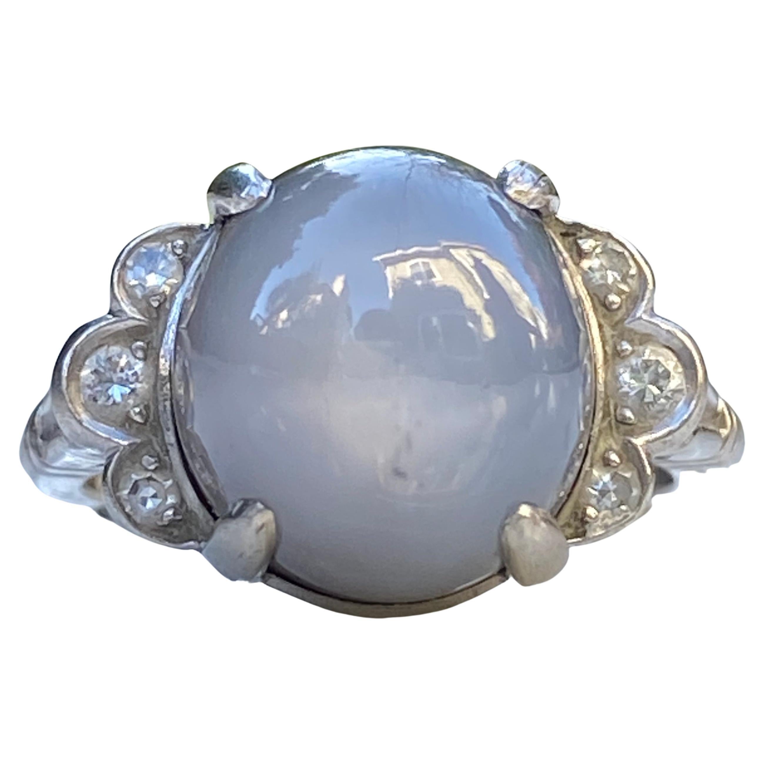 Vintage 18ct Star Sapphire & Diamond Platinum Ring For Sale