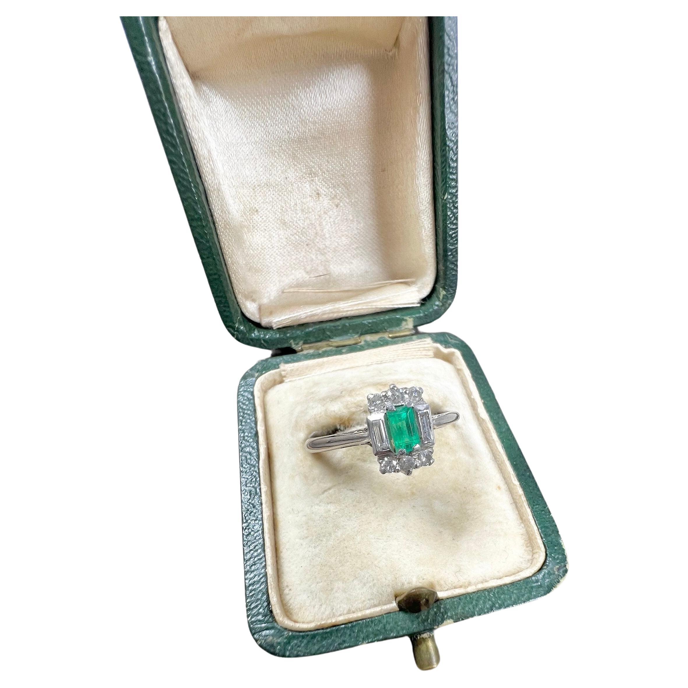Vintage 18ct White Gold 1940’s Emerald Cut, Emerald & Diamond Cluster Ring For Sale