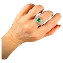 Vintage 18ct White Gold 1940's Französisch Smaragd & Diamond Bombe Ring