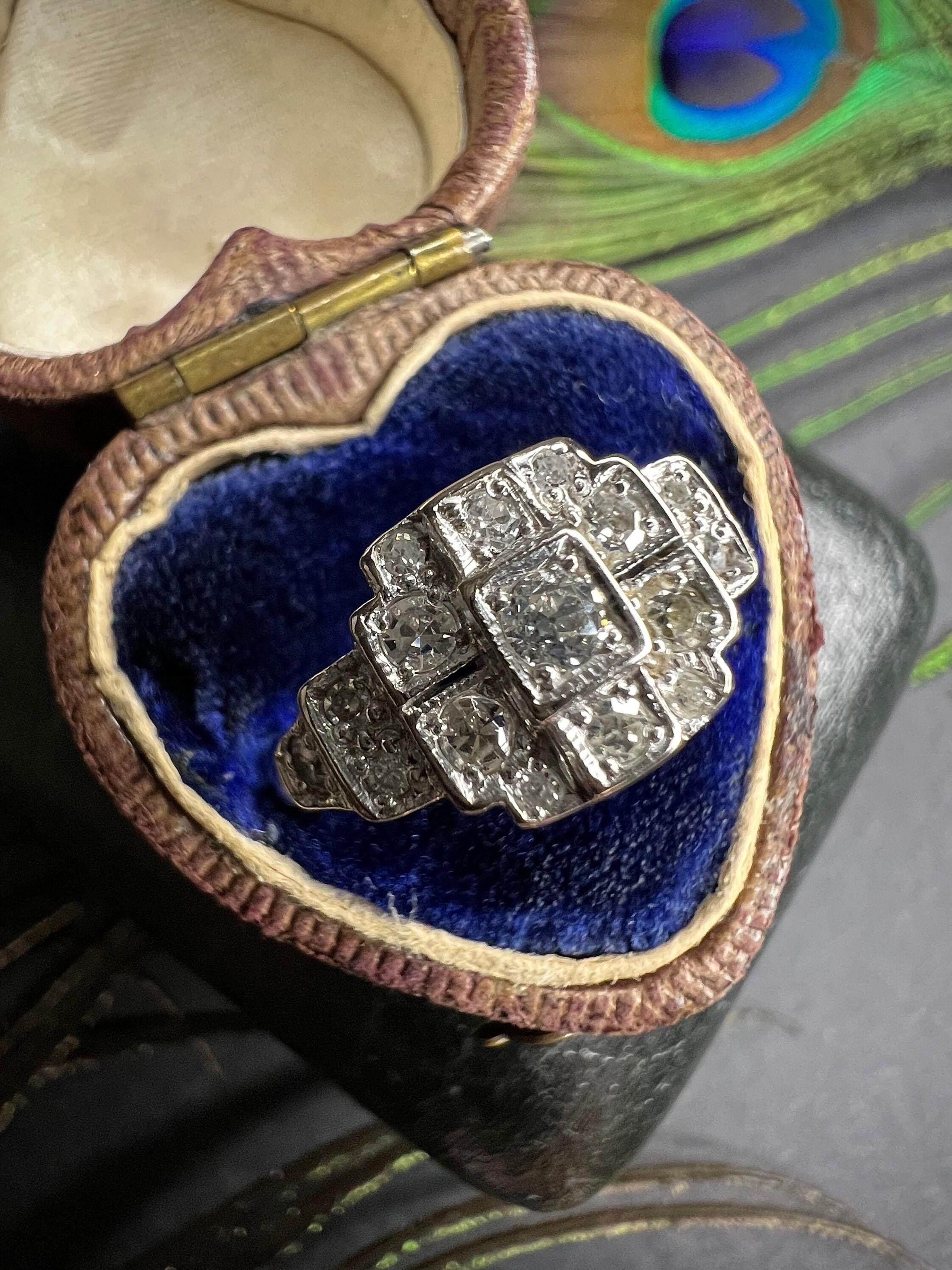Vintage 18ct White Gold 1950’s Diamond Plaque Ring For Sale 1