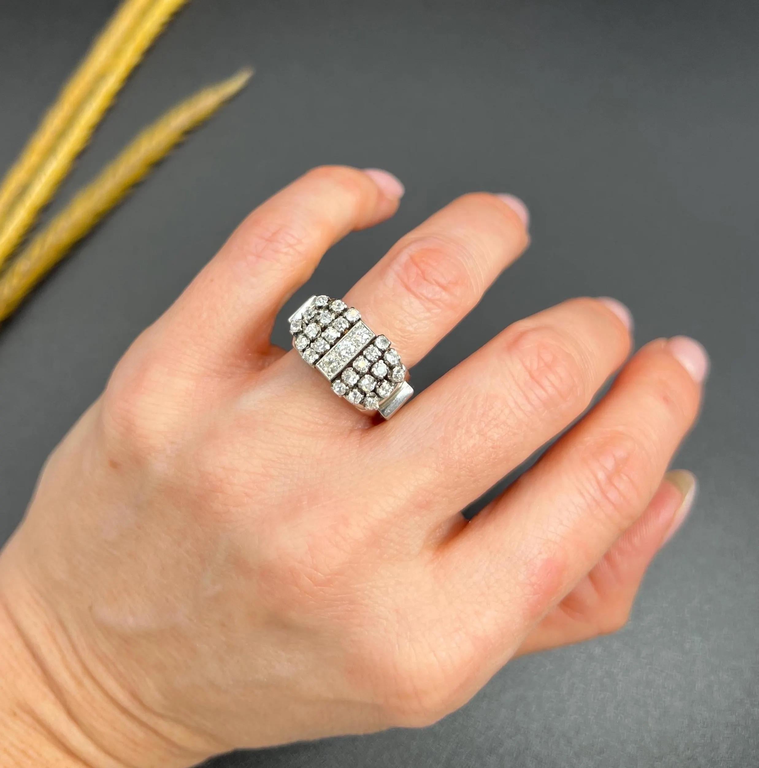 Vintage 18ct White Gold, 1960s 1.50ct Diamond Cocktail Tank Ring For Sale 5