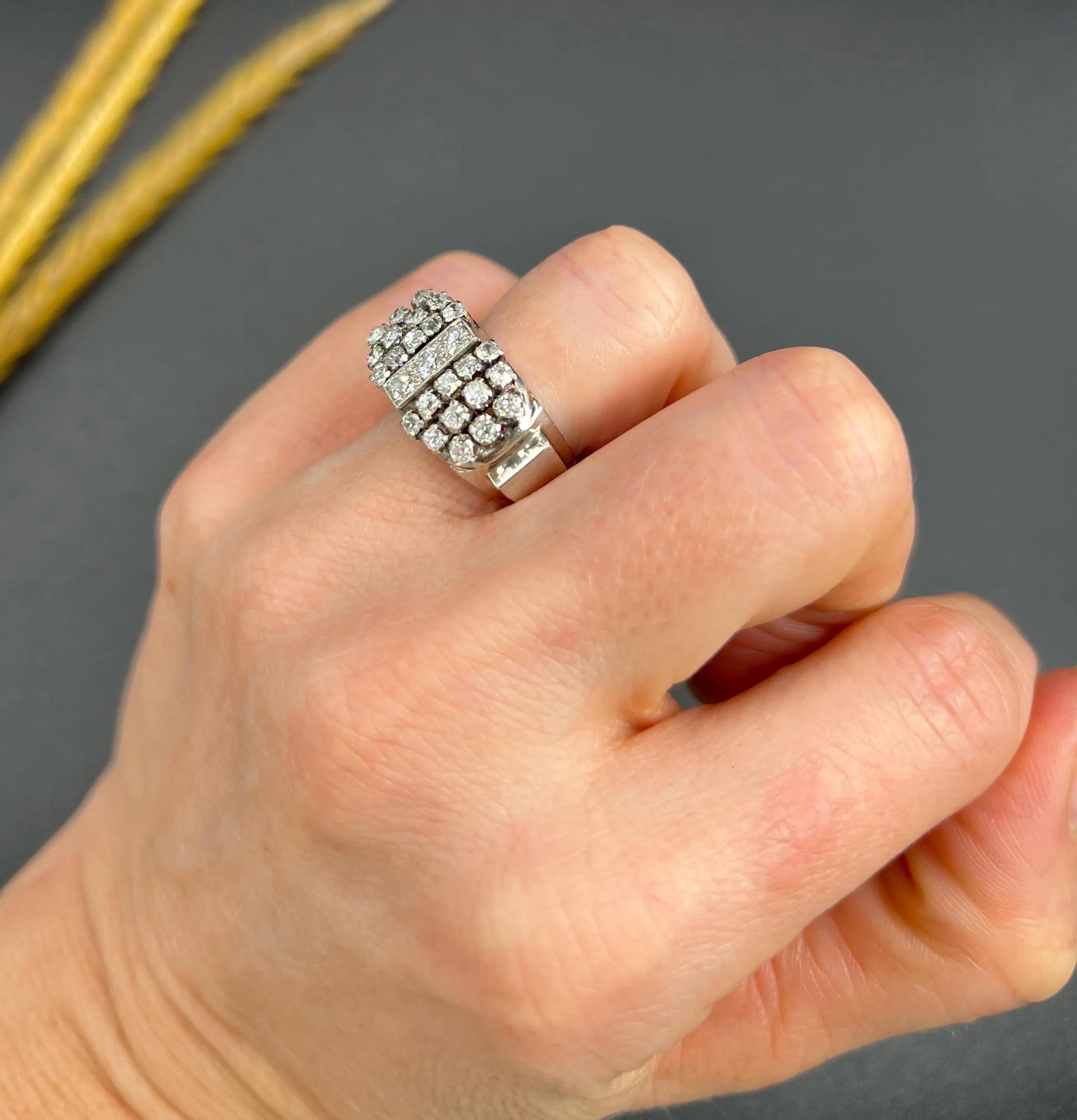 Vintage 18ct White Gold, 1960s 1.50ct Diamond Cocktail Tank Ring For Sale 3