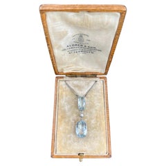 Collana con ciondolo in oro bianco 18ct, 1960, con acquamarina e diamante