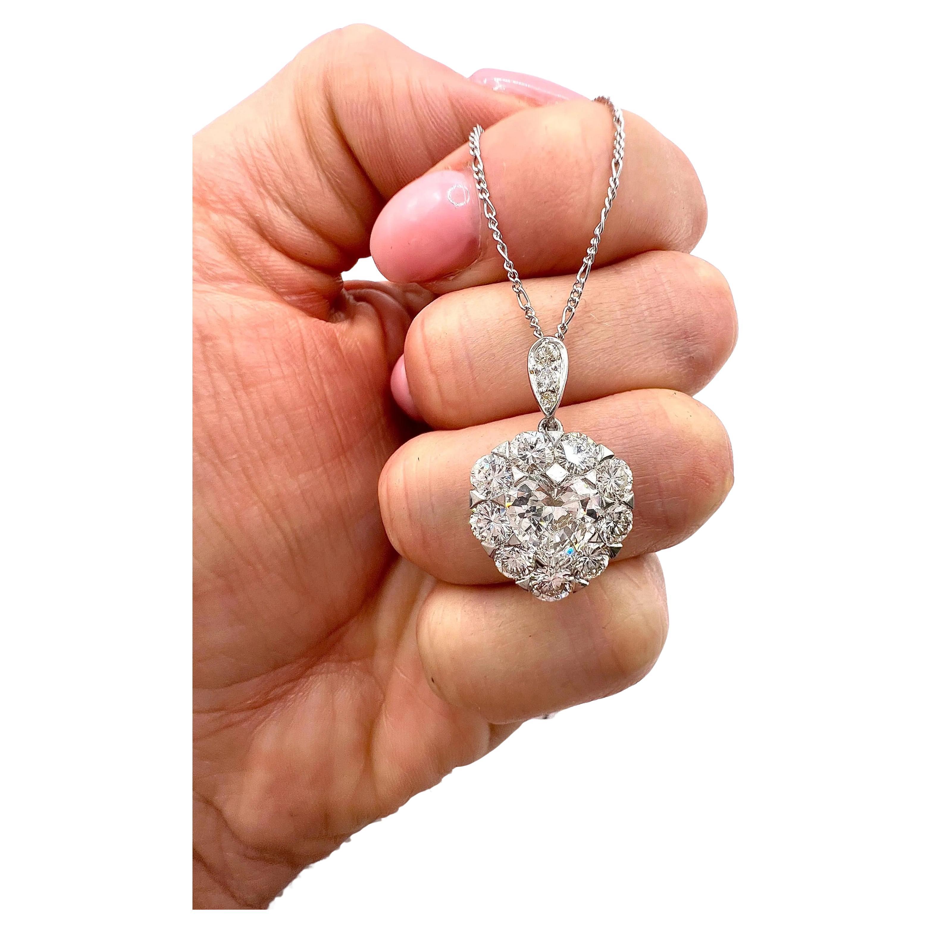 Vintage 18ct Weißgold, 3 Karat Diamant Herz-Anhänger auf Platin Figaro Kette im Angebot