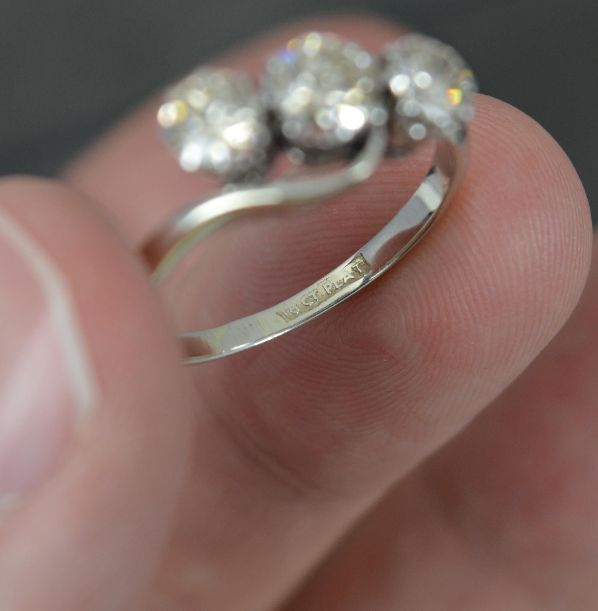 Vintage 18ct White Gold and 1.00ct Diamond Trilogy on Twist In Good Condition For Sale In St Helens, GB
