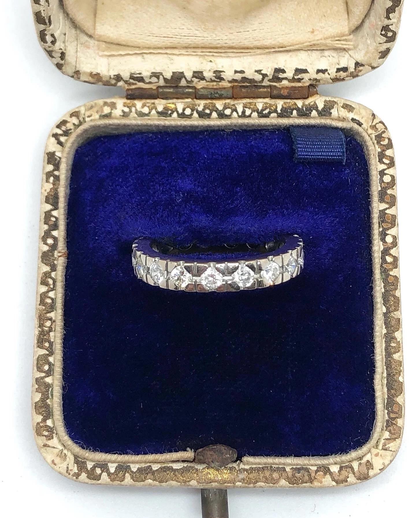 Anillo Eternidad Diamante Oro Blanco 18ct Vintage Corte brillante en venta