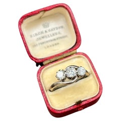 Vintage 18ct White Gold, Diamond Three Stone Crossover Trilogy Engagement Ring
