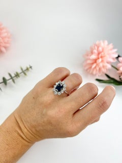 Vintage 18ct White Gold French Sapphire & Diamond Cluster Ring