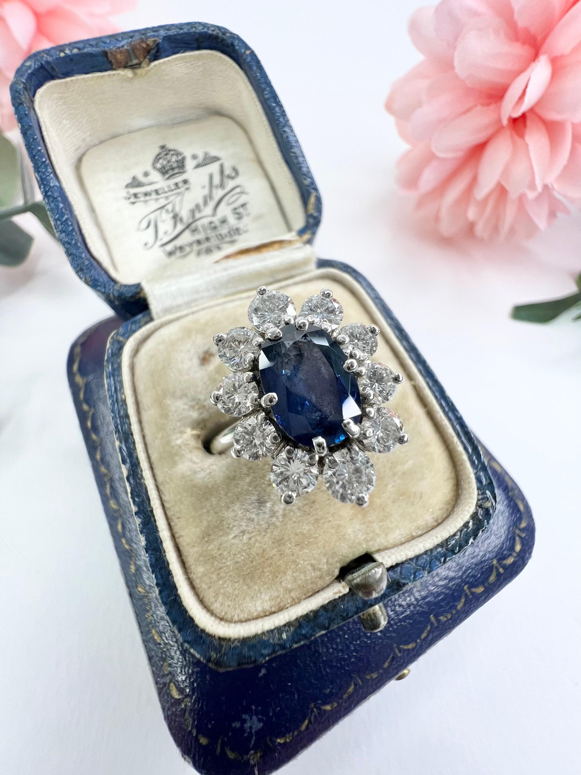 Mixed Cut Vintage 18ct White Gold French Sapphire & Diamond Cluster Ring For Sale