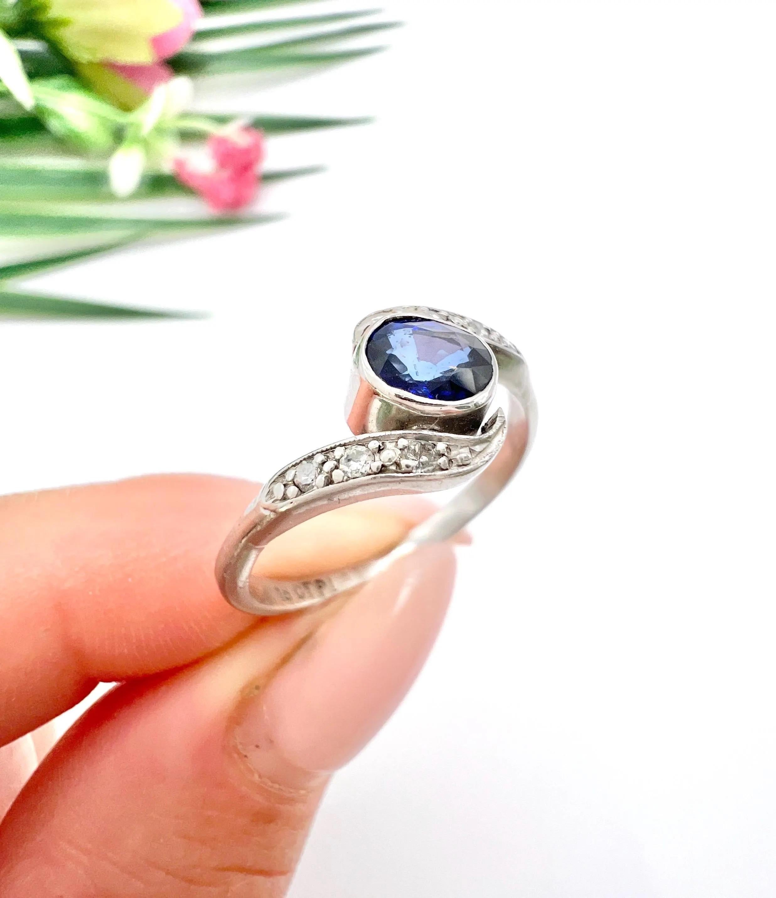 Vintage 18ct Weißgold & Platin, 1940er Saphir und Diamant Crossover Ring für Damen oder Herren im Angebot