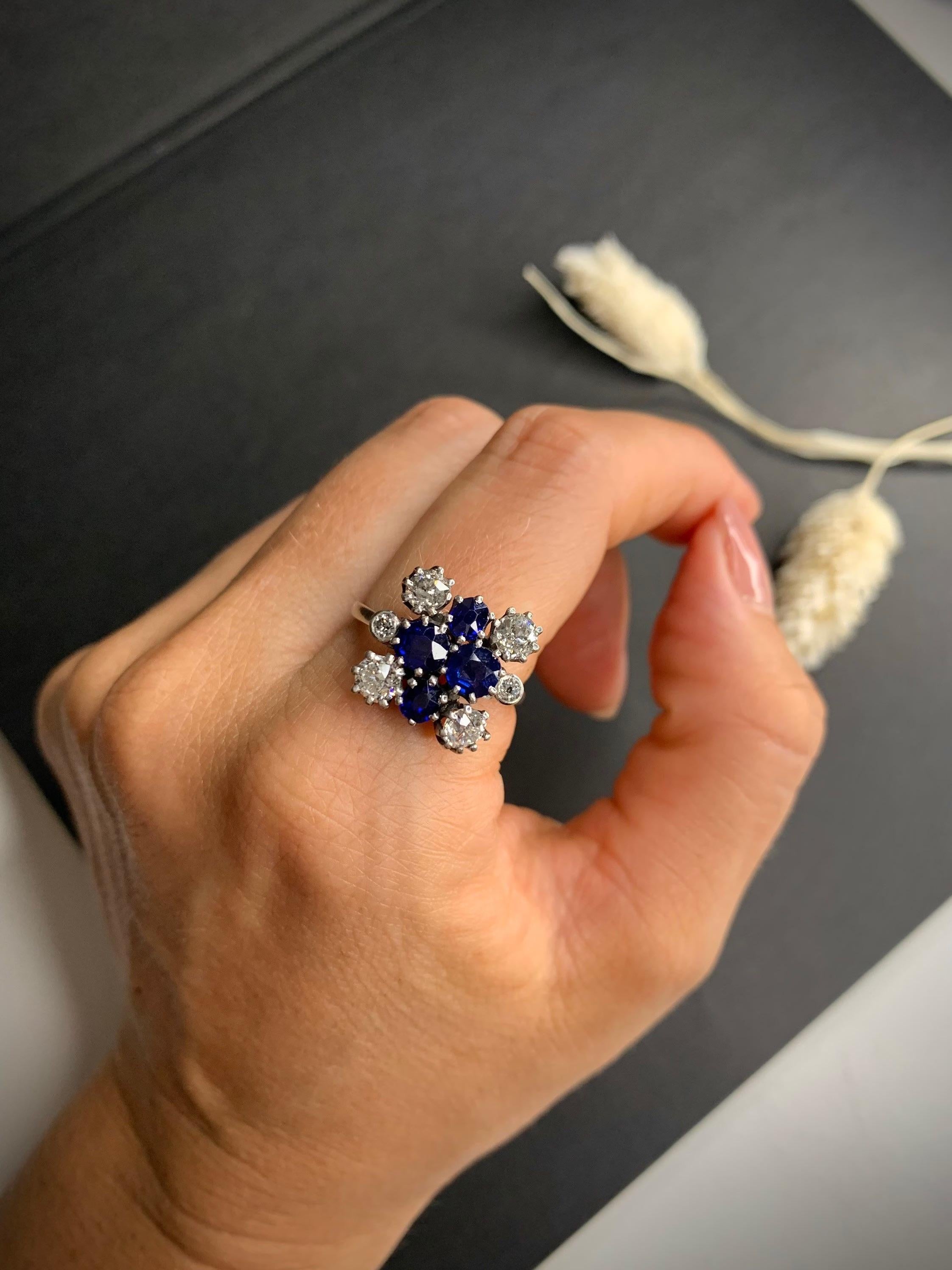 Sapphire & Diamond Ring 

18ct White Gold 

A Fabulous Arrangement of Over 1ct of Sapphires & Over 1ct of Diamonds

Circa 1940’s 

Face Measurements Approx 13.7mm x 14.7mm 

UK Size P

US Size 8 

Can be resized using our resizing service,
please