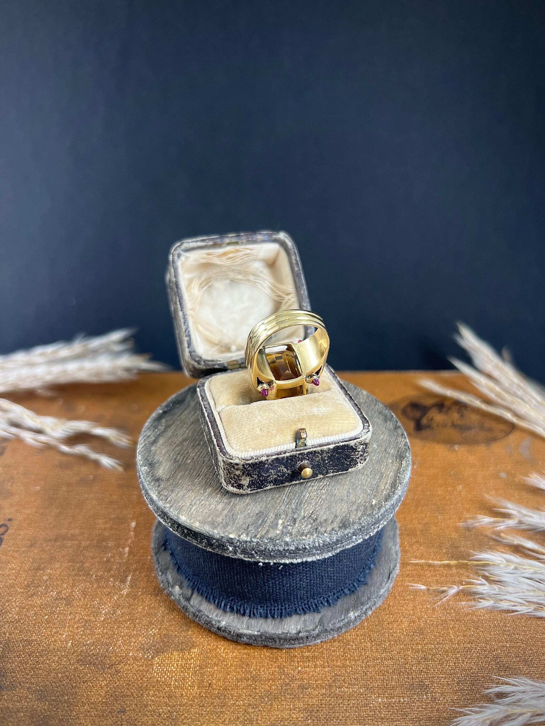 Vintage 18ct Yellow Gold 1940s Citrine & Cabochon Ruby Cocktail Ring For Sale 5