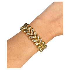 Vintage 18ct Yellow Gold 1940s Fancy Heart Shaped Link Cocktail Bracelet Vintage 18ct Yellow Gold 1940s Fancy Heart Shaped Link Cocktail Bracelet