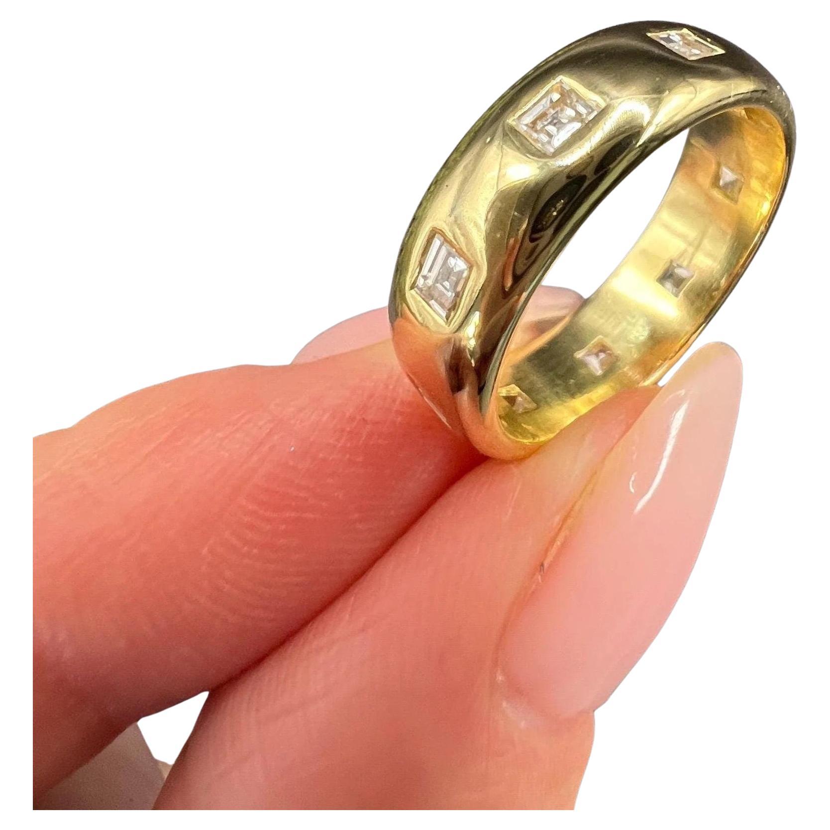 Bandring, Vintage, 18 Karat Gelbgold, 1980er Jahre, Quadratschliff, natürlicher Diamantbesetzter Diamant im Angebot