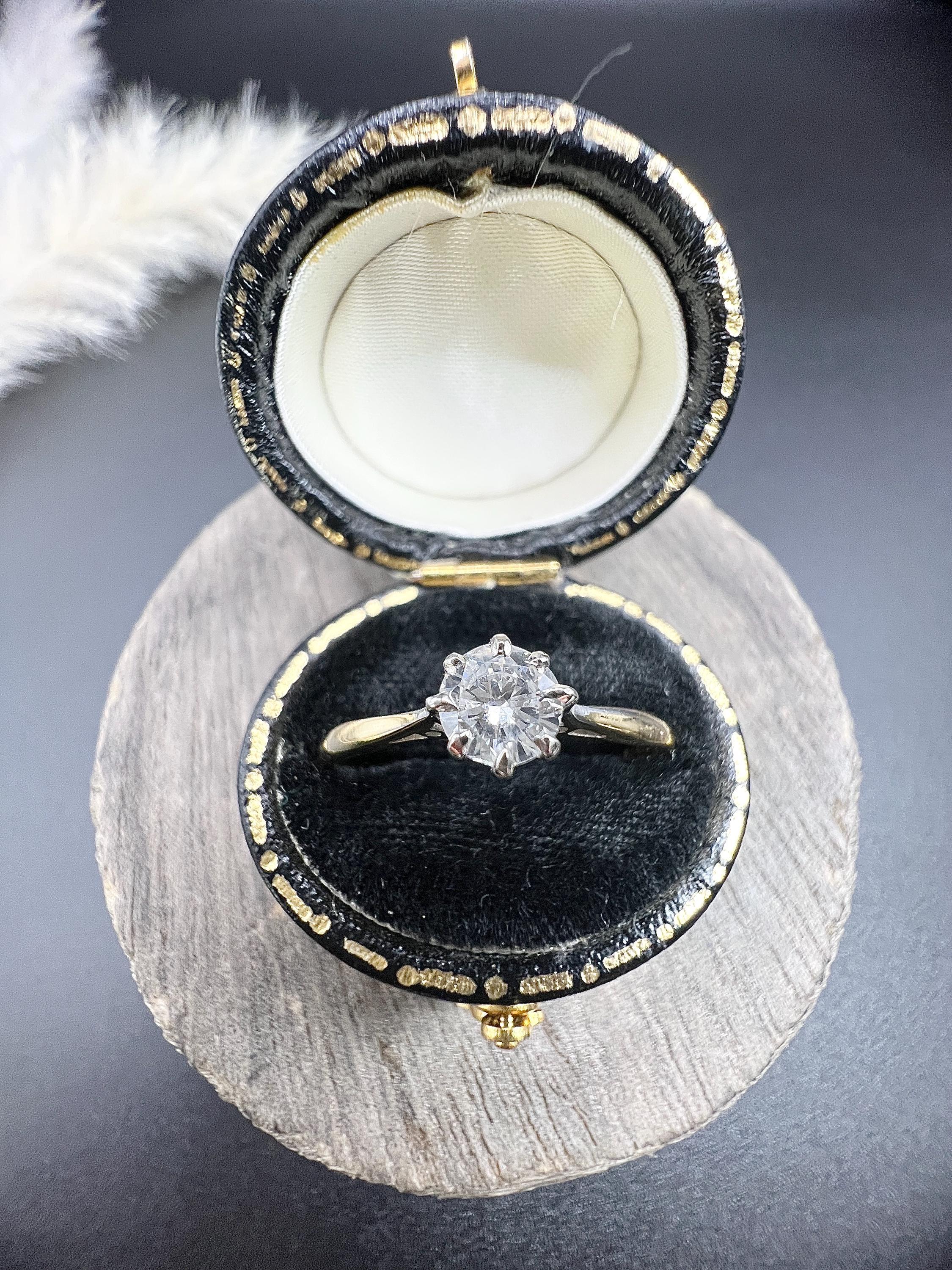 Vintage 18ct Yellow Gold, 1990s 0.41 Carat Diamond Single Stone Engagement Ring For Sale 6