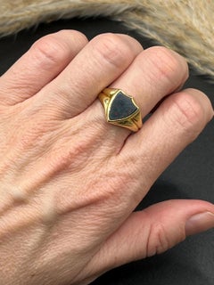 Vintage 18ct Yellow Gold, Bloodstone Shield Signet Ring, Circa 1920