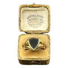 Vintage 18ct Yellow Gold, Bloodstone Shield Signet Ring, Circa 1920