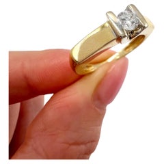 Vintage 18ct Yellow Gold, Brilliant Cut Diamond Single Stone Engagement Ring
