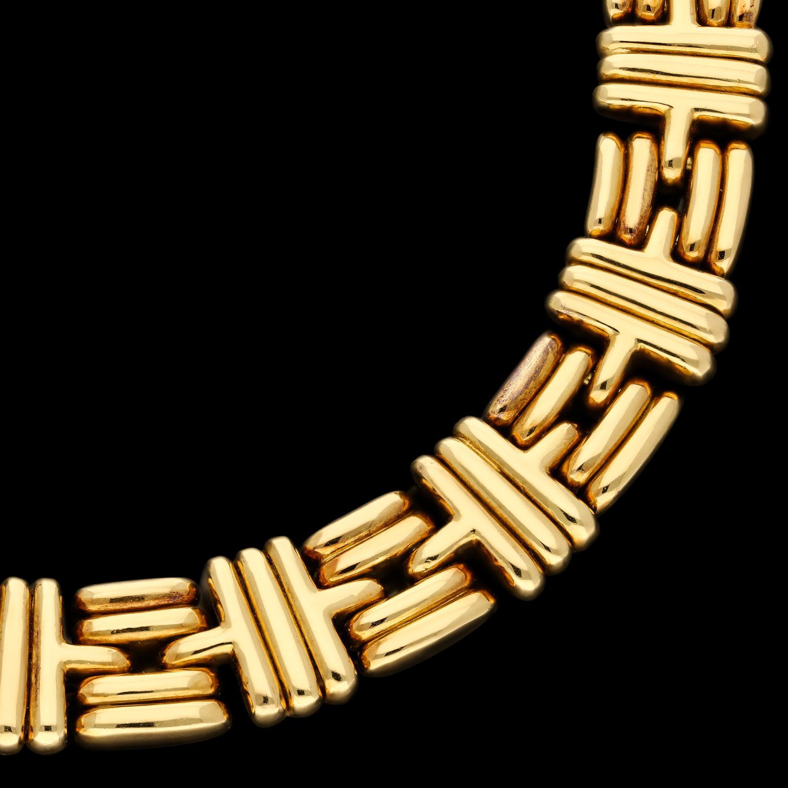Bulgari 18ct Yellow Gold Collar Necklace circa 1980's In Excellent Condition In London, GB