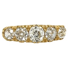 Vintage 18ct Yellow Gold Diamond 5 Stone Ring, 1.95ct Total Diamond Weight.