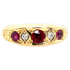 Vintage 18ct Yellow Gold Diamond & Ruby Ring
