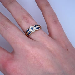 Vintage 18ct Yellow Gold Diamond & Sapphires Ring