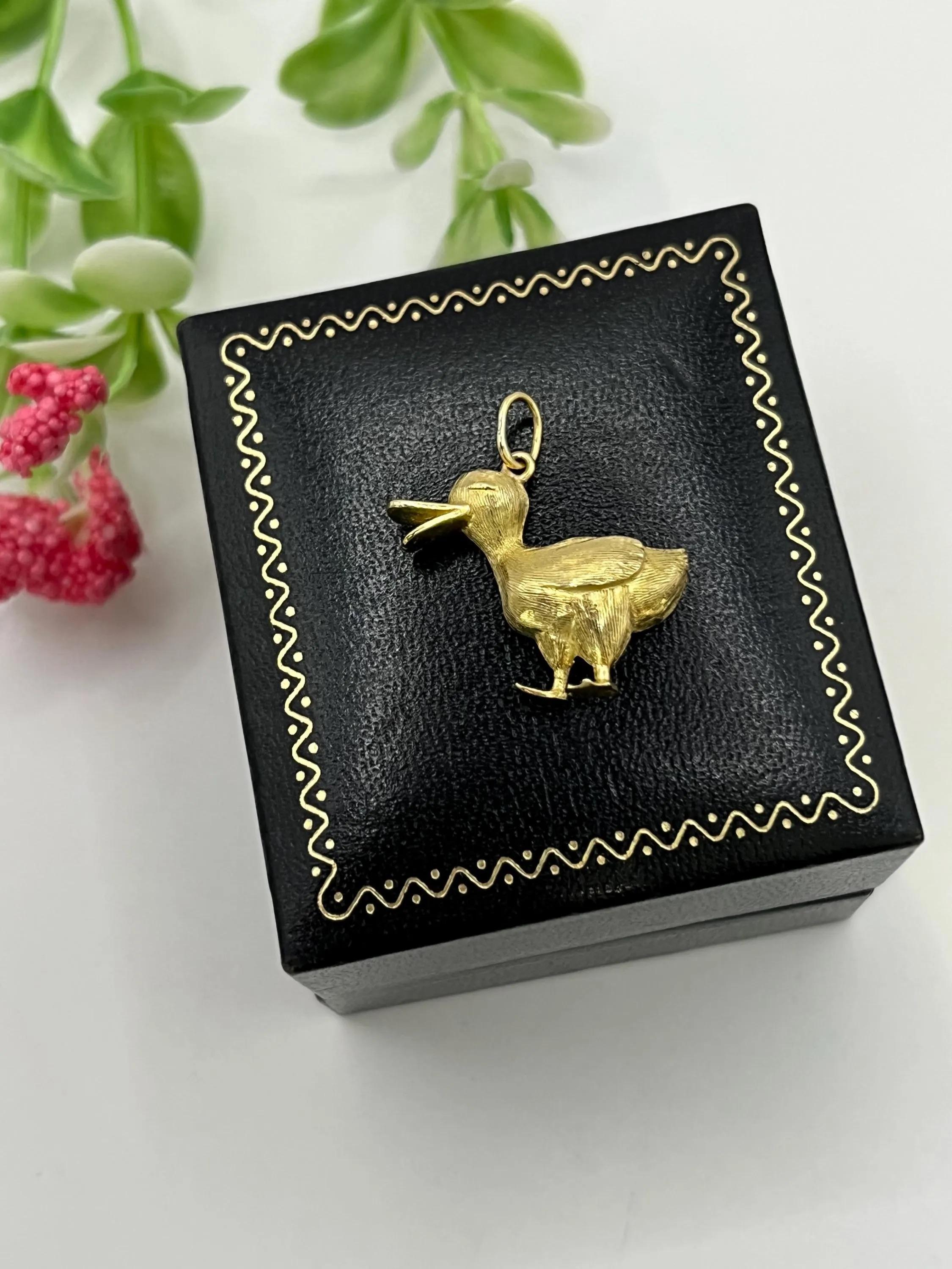 Vintage 18ct Gelbgold, Ente Anhänger Charme, CIRCA 1970s im Angebot 6