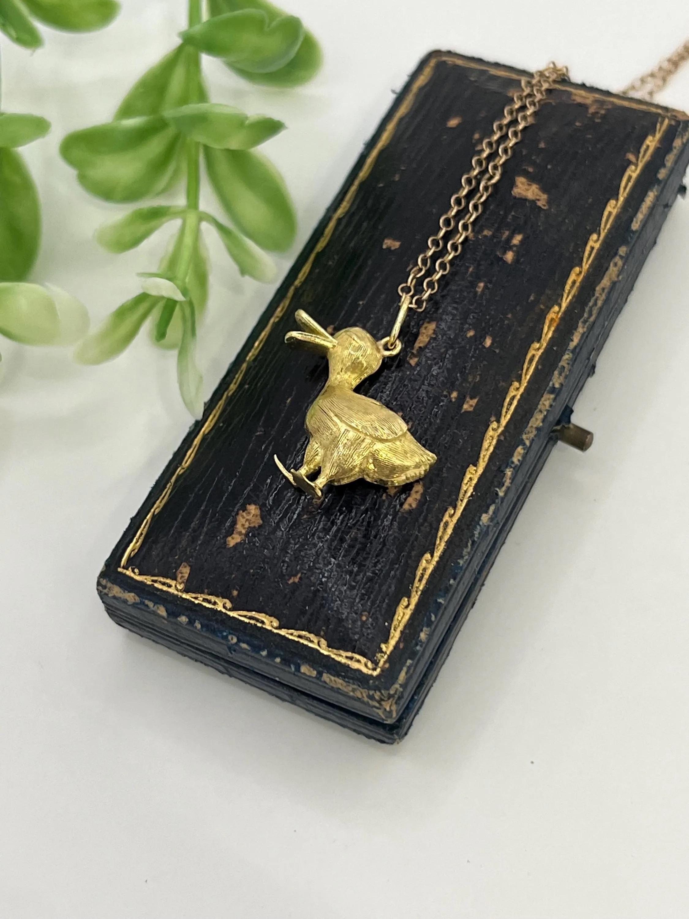 Vintage 18ct Gelbgold, Ente Anhänger Charme, CIRCA 1970s im Angebot 1