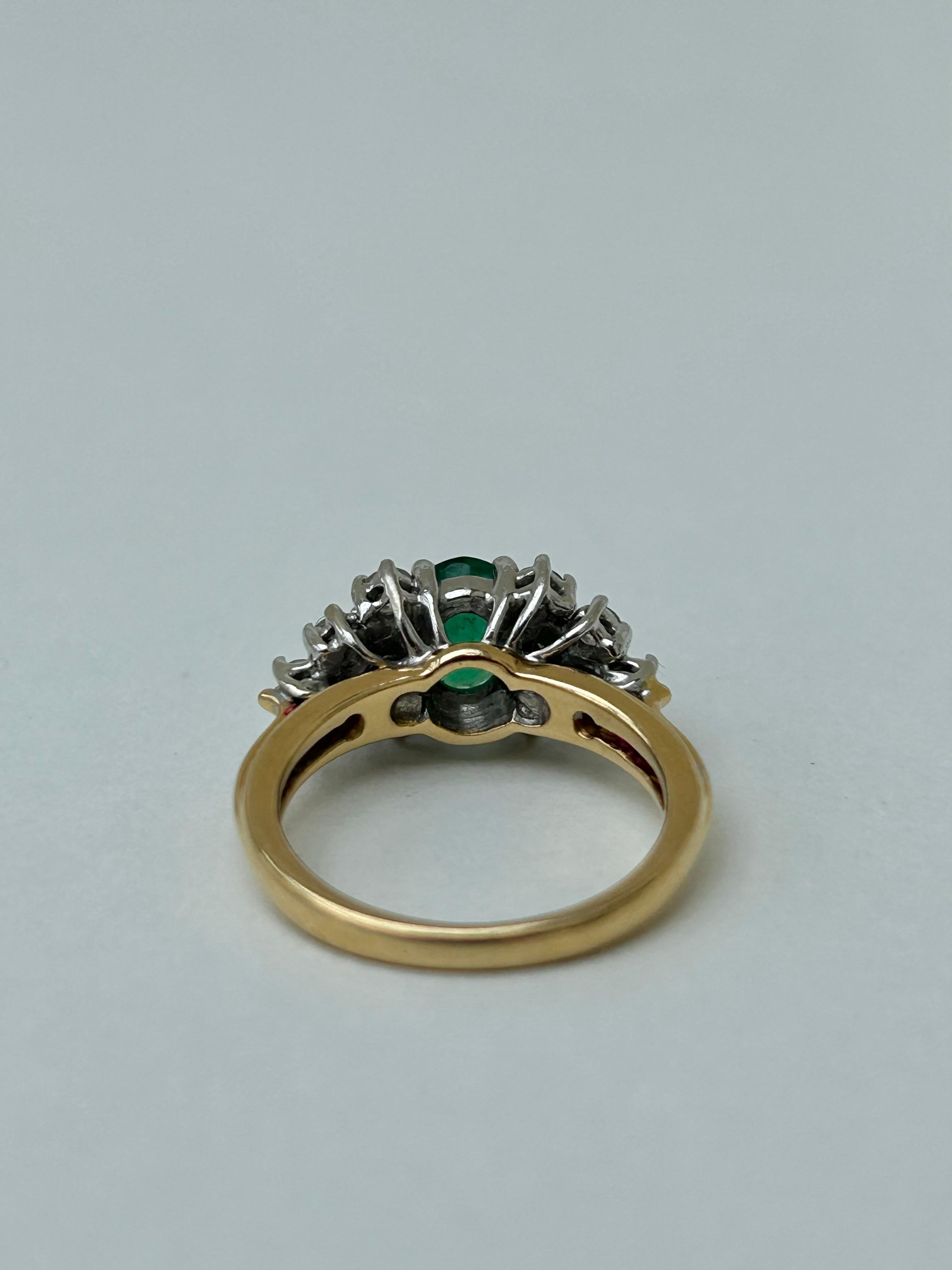 Women's or Men's Vintage 18 Carat Yellow Gold Emerald and Diamond Statement Ring For Sale