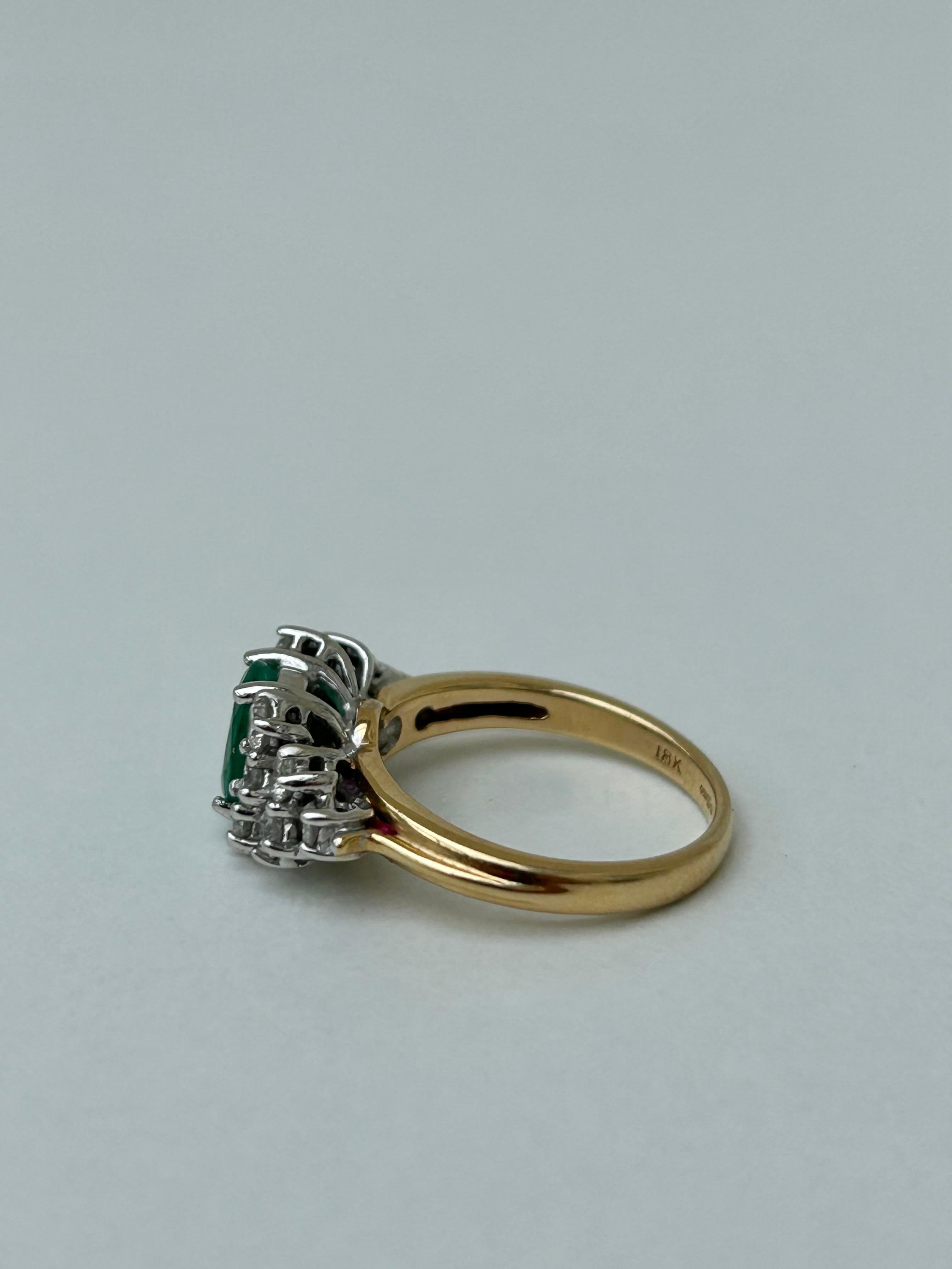 Vintage 18 Carat Yellow Gold Emerald and Diamond Statement Ring For Sale 1