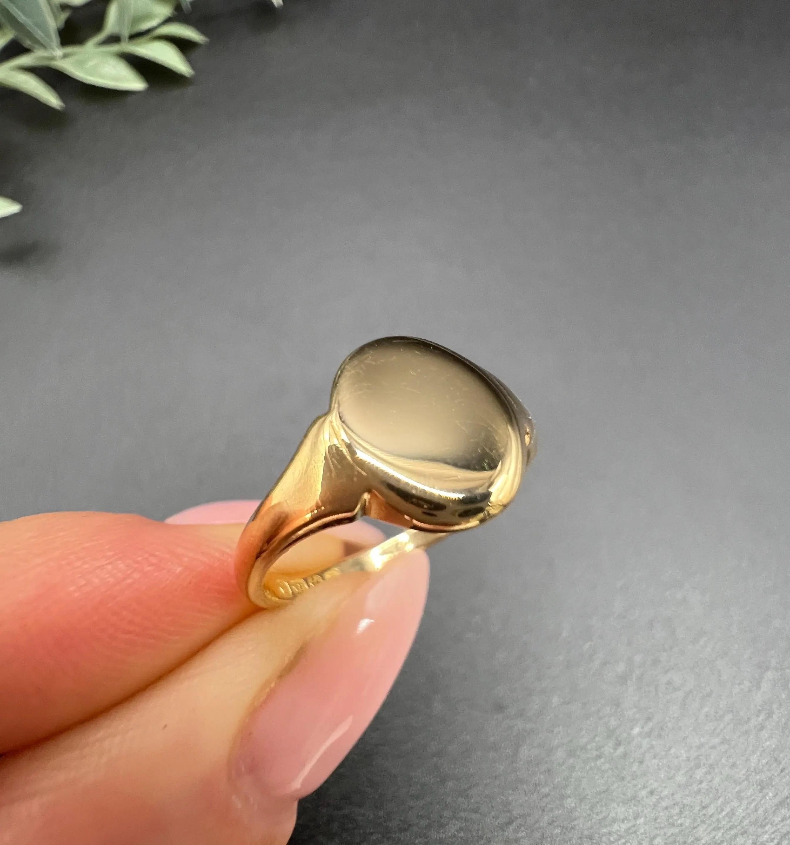 Anello con sigillo ovale d'epoca in oro giallo 18 ct, con marchio Birmingham 1930 in vendita 5