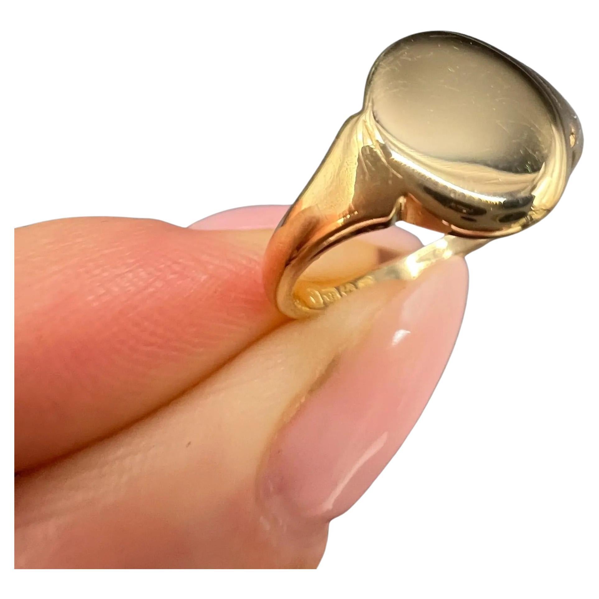 Anello con sigillo ovale d'epoca in oro giallo 18 ct, con marchio Birmingham 1930 in vendita