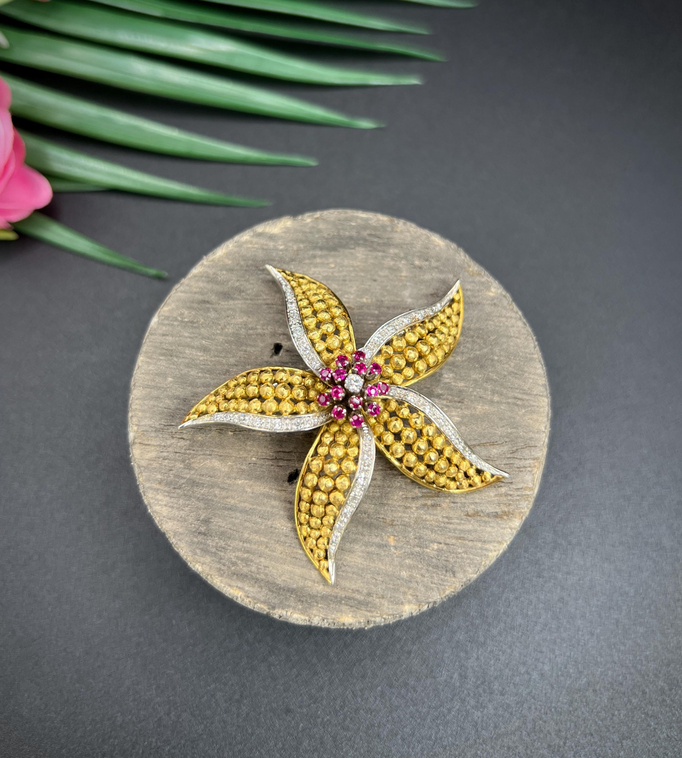 Vintage 18ct Yellow Gold & Platinum 1970s Ruby and Diamond Flower Brooch/Pendant For Sale 3