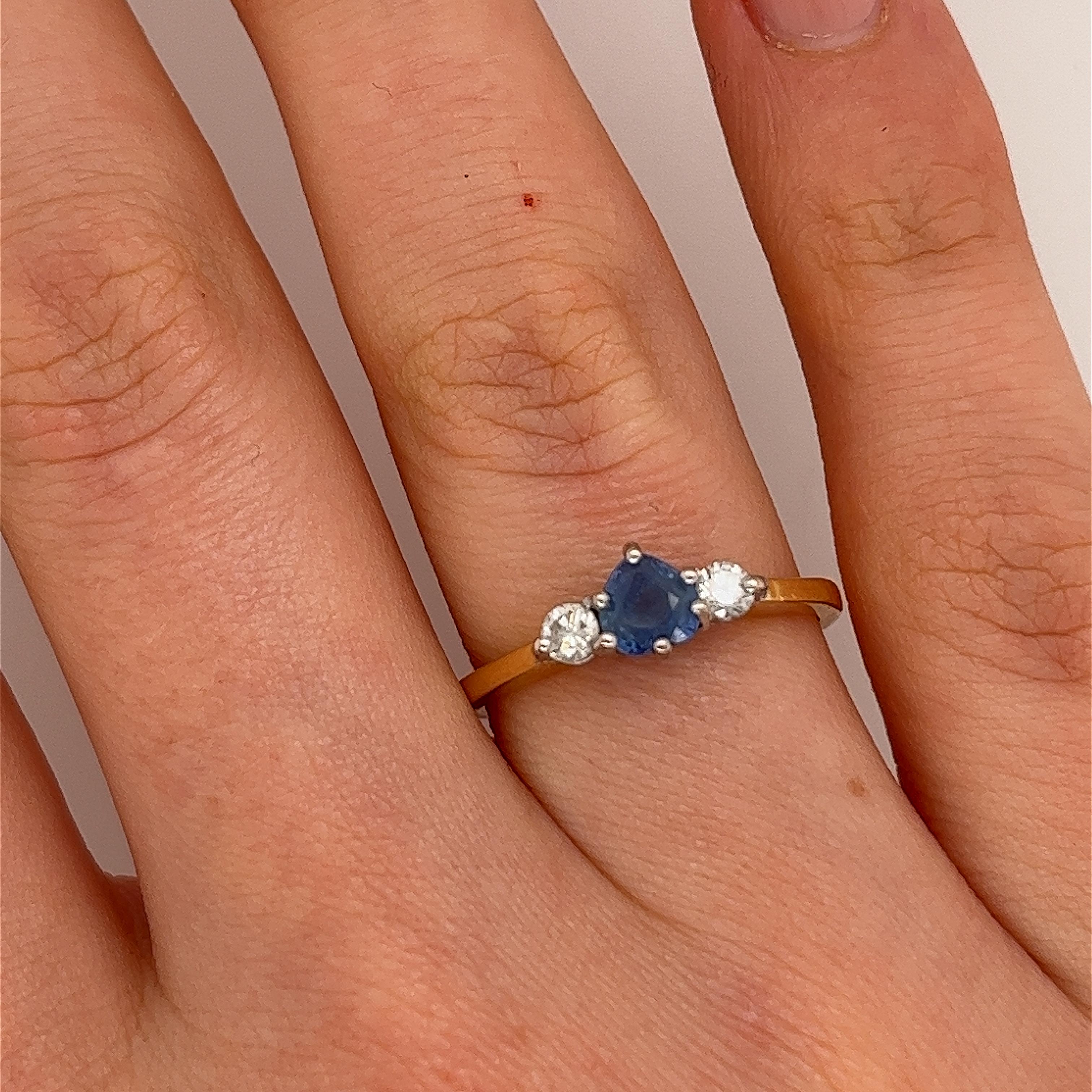Vintage 18ct Yellow Gold Sapphire & Diamond Ring Set With 2 Diamonds, 0.16ct For Sale 2