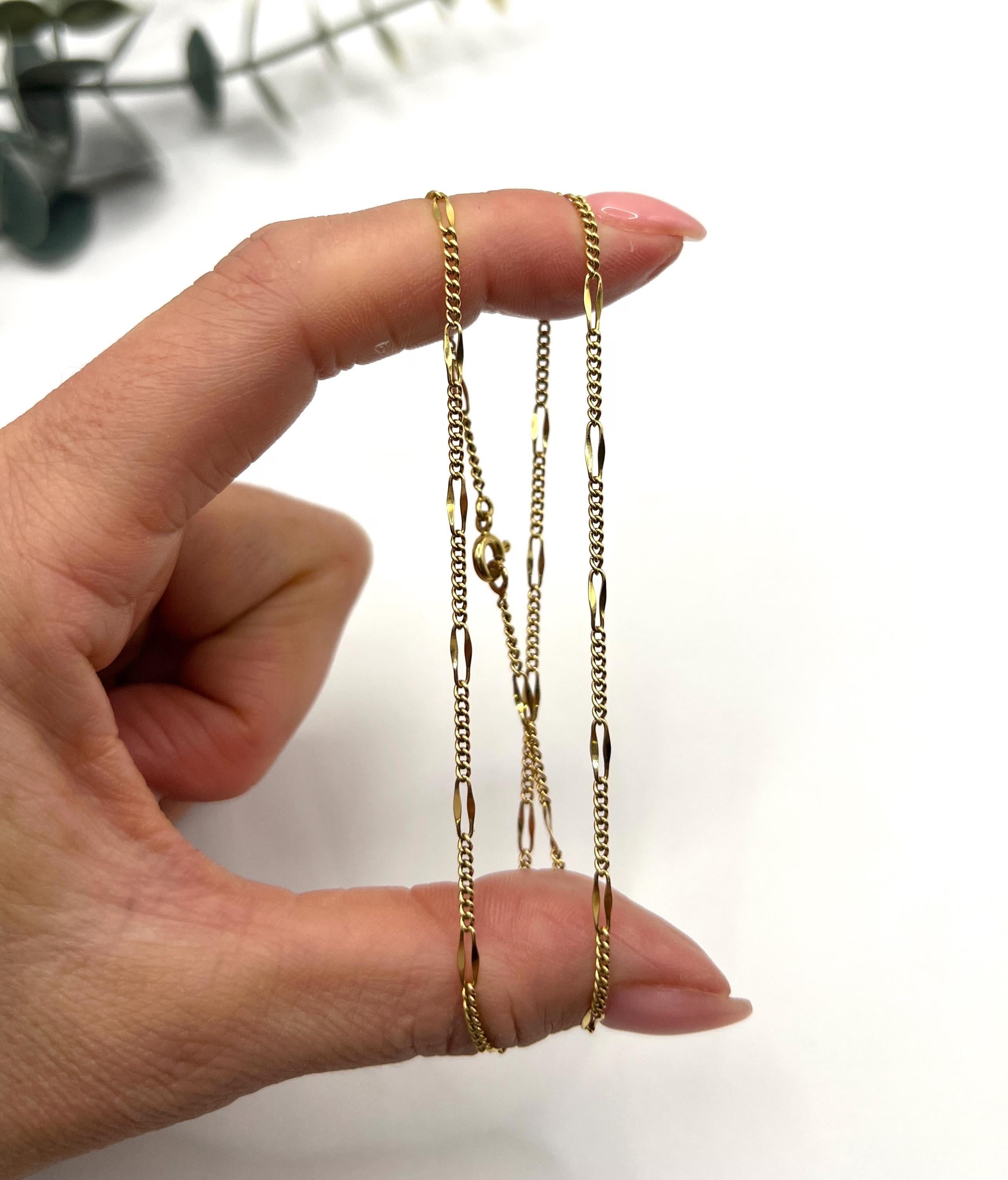 Vintage 18ct Gelbgold gestempelt, 15 1/2 Zoll Figaro Link Kette Halskette im Angebot 3