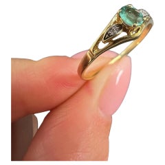 Vintage 18ct Yellow Gold Stamped, 1990s 3 Stone Emerald and Diamond Ring