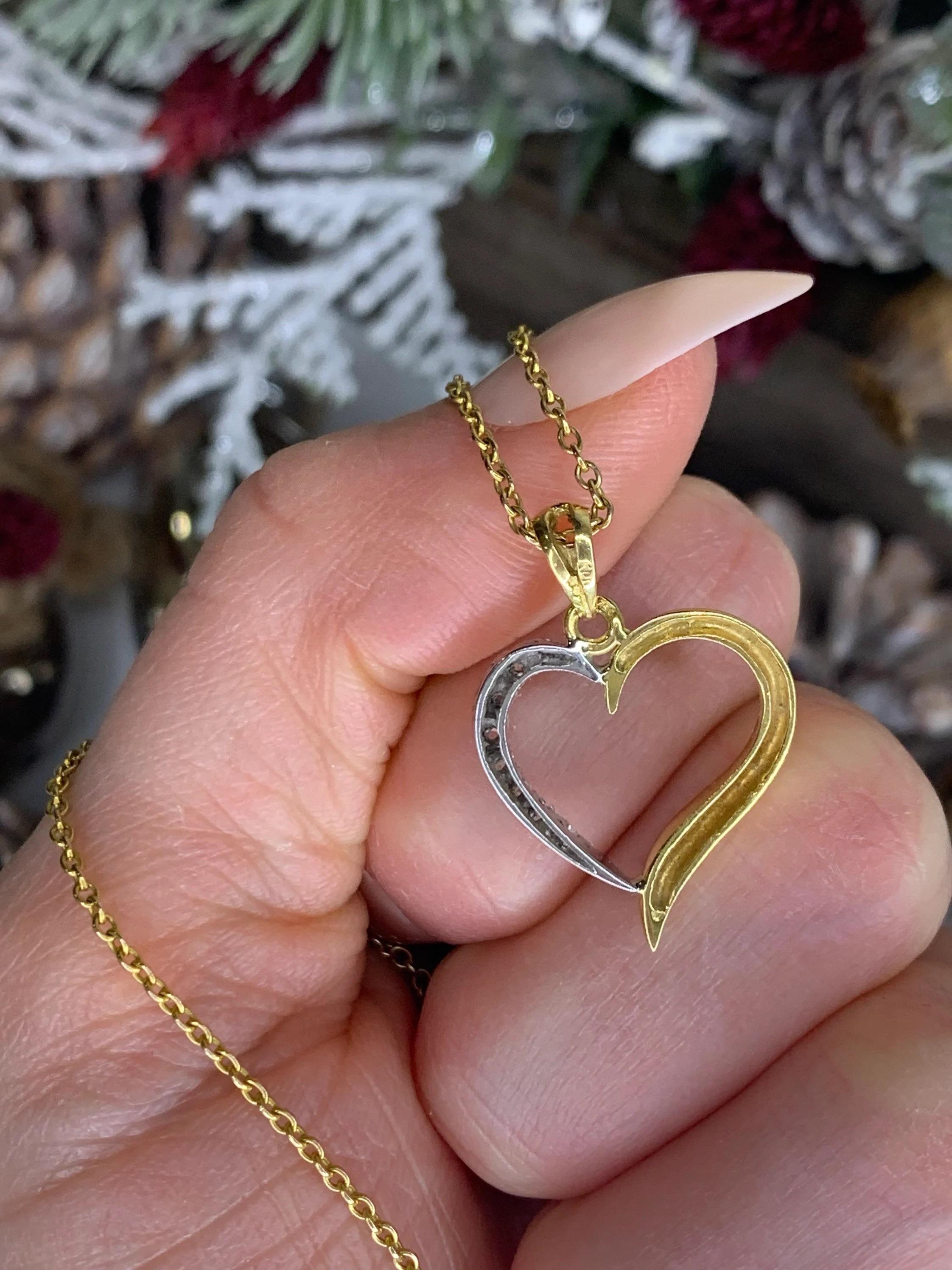 Vintage 18ct Yellow & White Gold Diamond Encrusted Heart Pendant For Sale 1