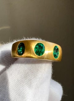 GIA Certified 18k 3-Stone Vivid Emerald Gypsy Ring