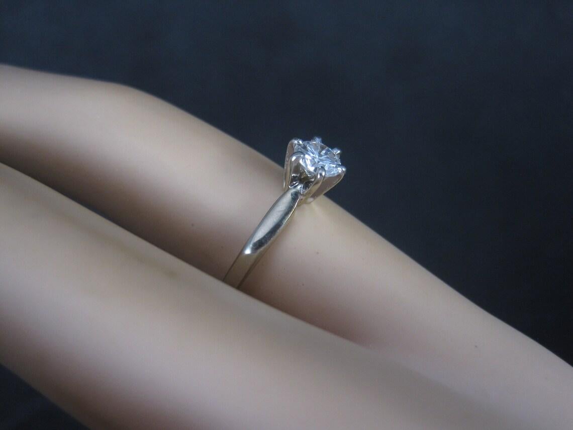 Vintage 18K .33 Carat Diamond Engagement Ring Size 4 For Sale 2